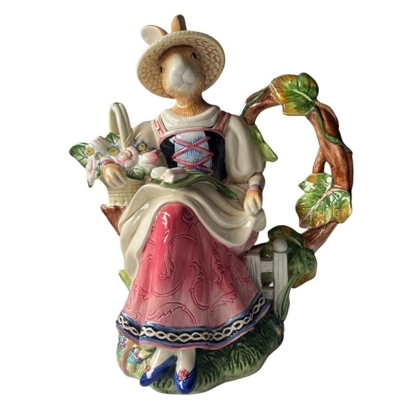 Fitz & Floyd Classic Old World Rabbit / Lady Rabbit Teapot - Picture 1 of 4